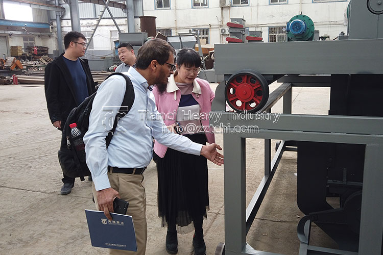 Welcome Saudi customers to visit our company